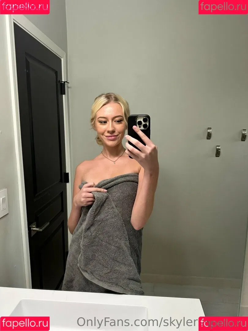 SkylerStormxo Onlyfans Photo Gallery 