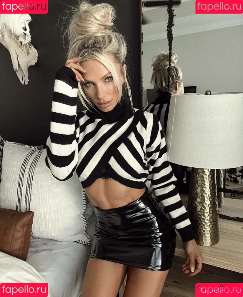 Holly Stocks Onlyfans Photo Gallery 