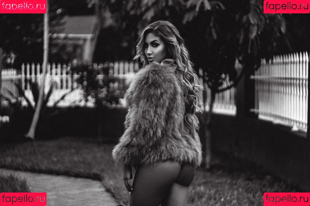 Claudia Sampedro Onlyfans Photo Gallery 