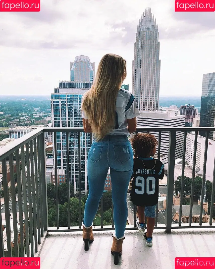 Claudia Sampedro Onlyfans Photo Gallery 