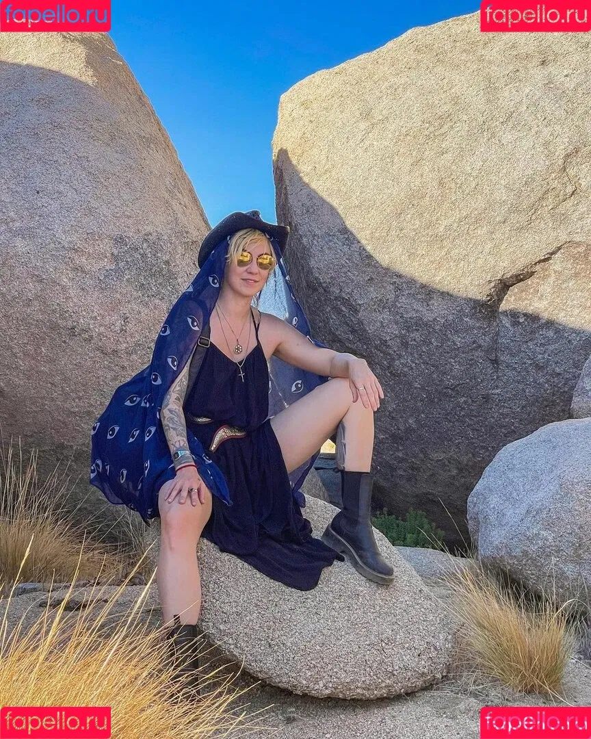 DanikaXIX Onlyfans Photo Gallery 