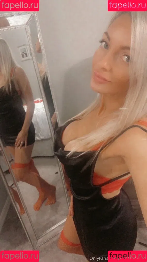 Sexymomkatie Onlyfans Photo Gallery 
