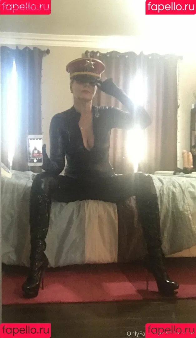 velvetskye Onlyfans Photo Gallery 