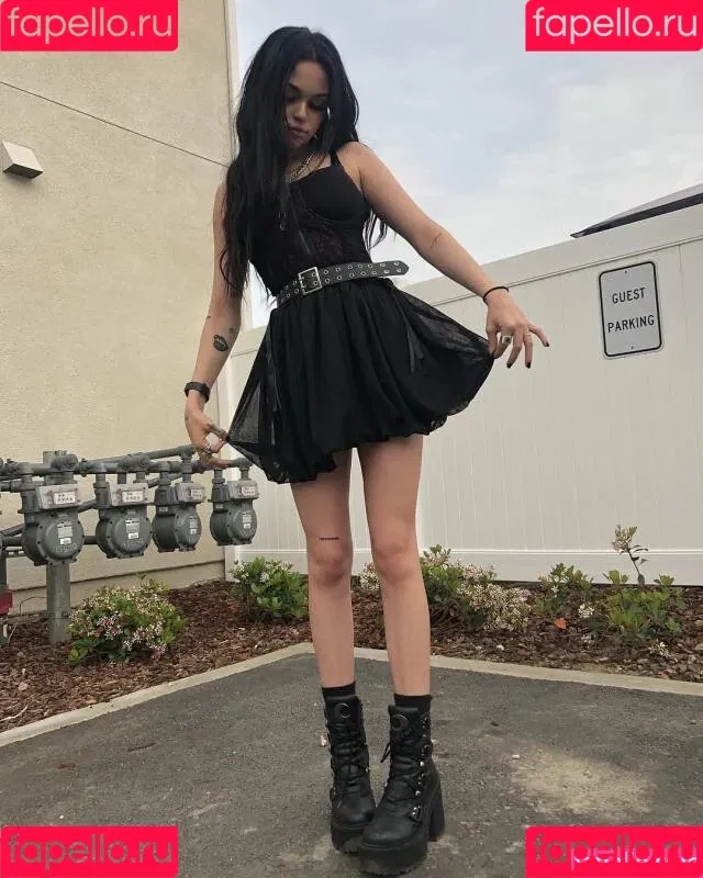 Maggie Lindemann Onlyfans Photo Gallery 
