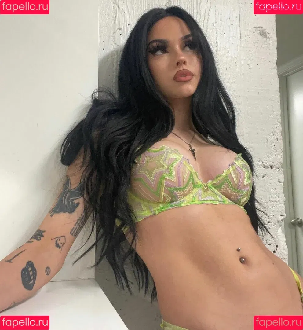 Maggie Lindemann Onlyfans Photo Gallery 