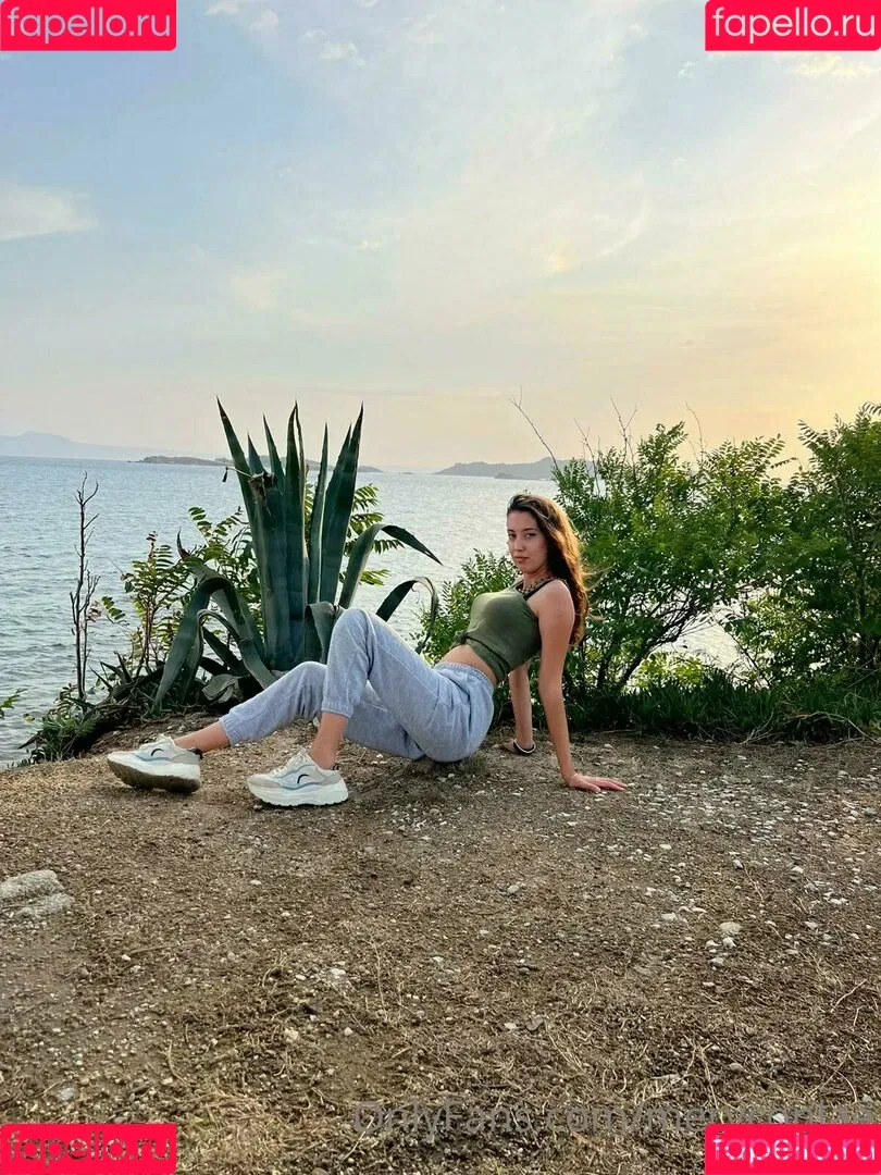 meryconlae Onlyfans Photo Gallery 