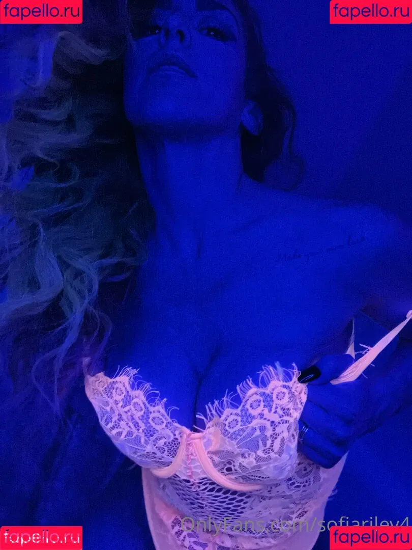 sofiariley4 Onlyfans Photo Gallery 