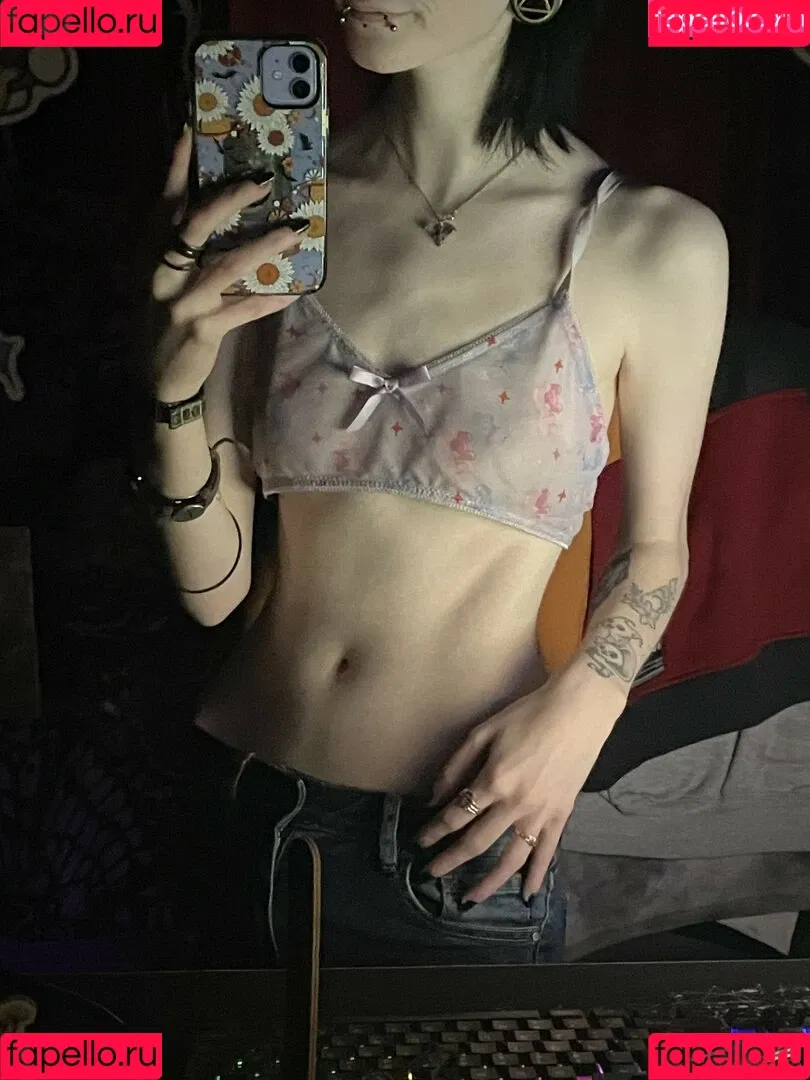 gh0st._.pixie Onlyfans Photo Gallery 
