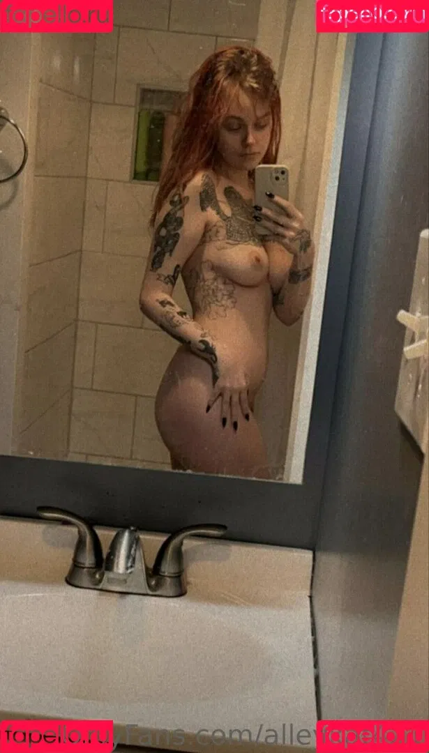 lleykt421 Onlyfans Photo Gallery 