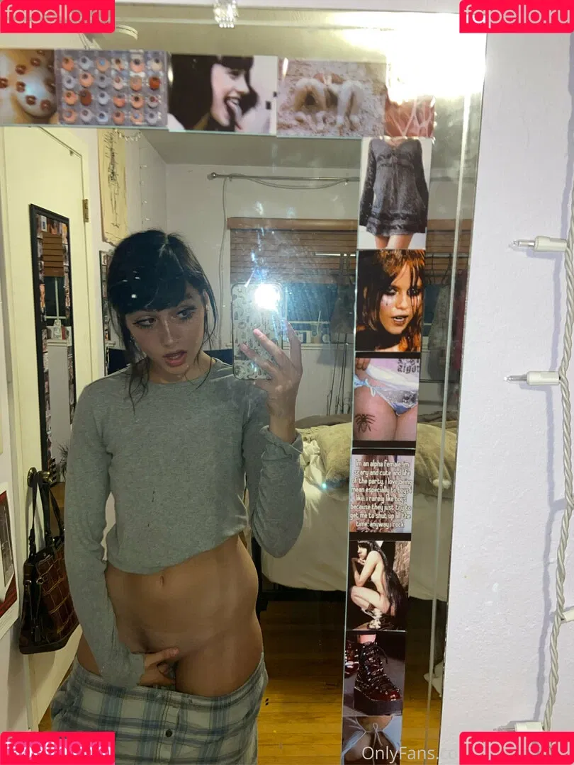 delilahraige Onlyfans Photo Gallery 