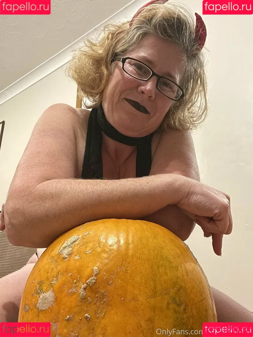 khariscurves Onlyfans Photo Gallery 