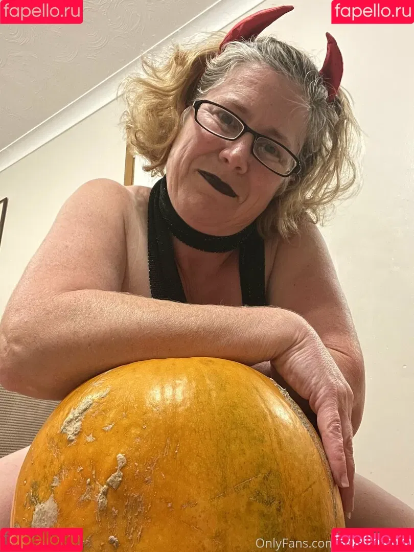 khariscurves Onlyfans Photo Gallery 