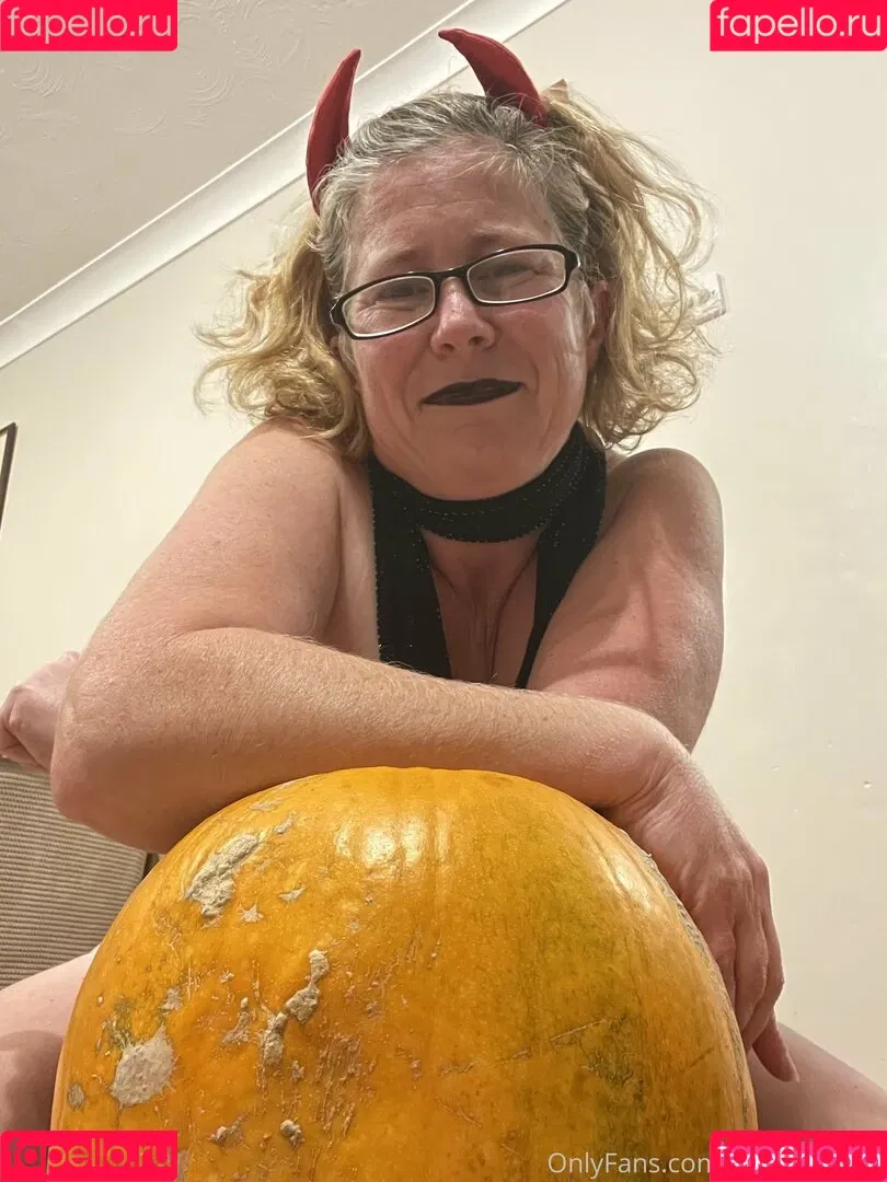 khariscurves Onlyfans Photo Gallery 
