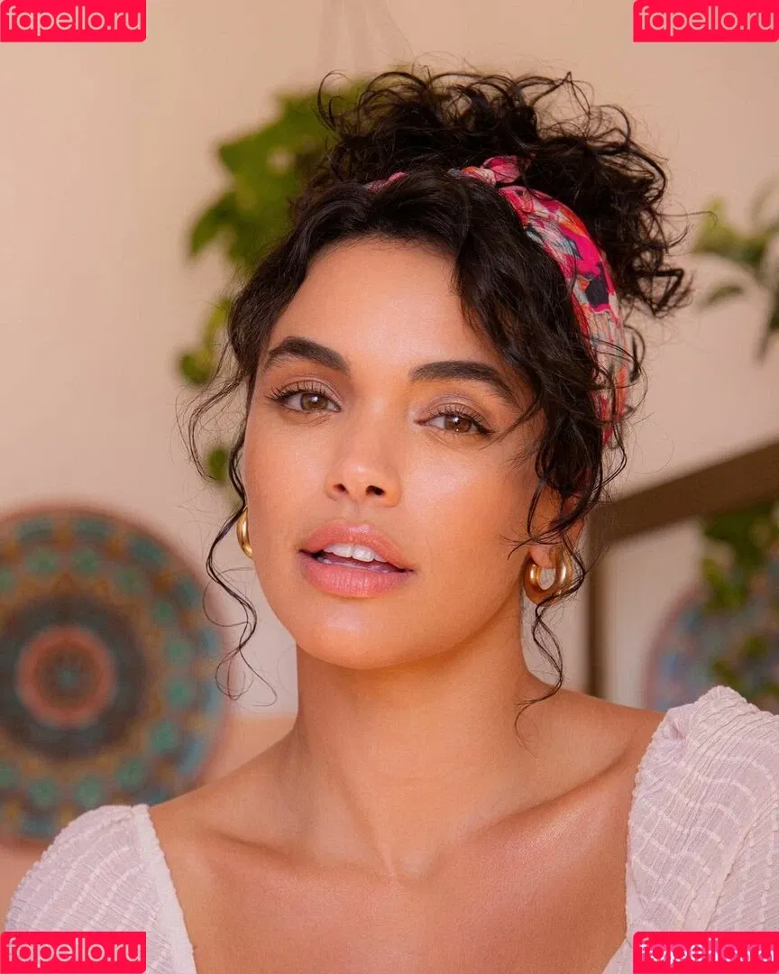 Giovana Cordeiro Onlyfans Photo Gallery 