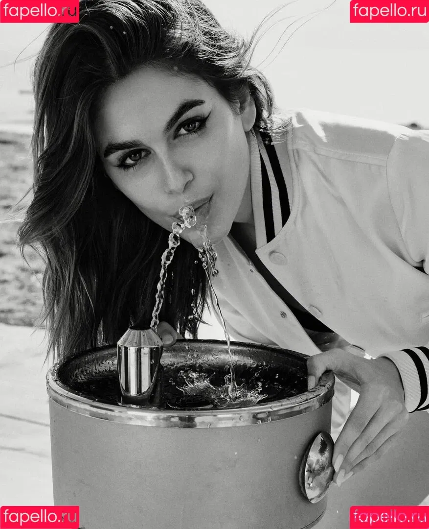 Kaia Gerber Onlyfans Photo Gallery 