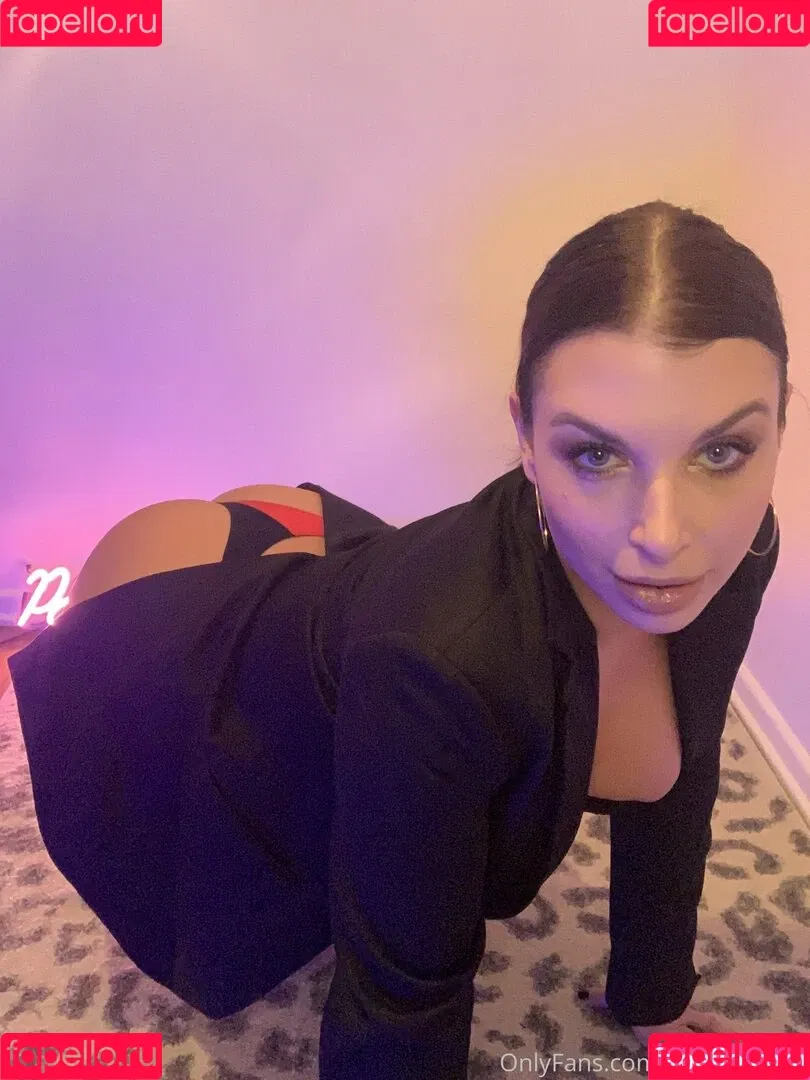 Ivy Lebelle Onlyfans Photo Gallery 