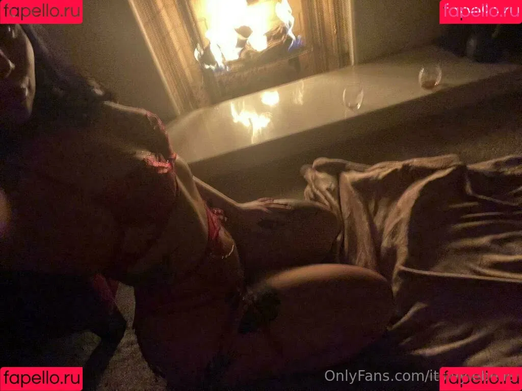 Ivy Lebelle Onlyfans Photo Gallery 