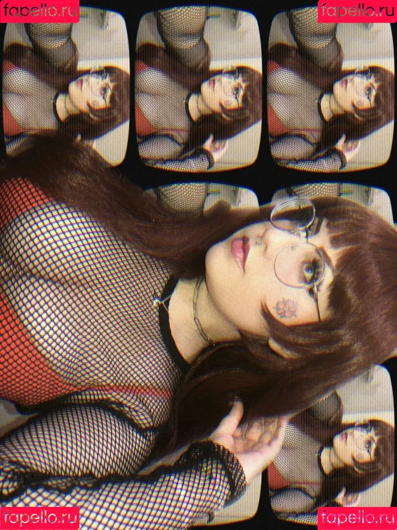 nek0mama Onlyfans Photo Gallery 