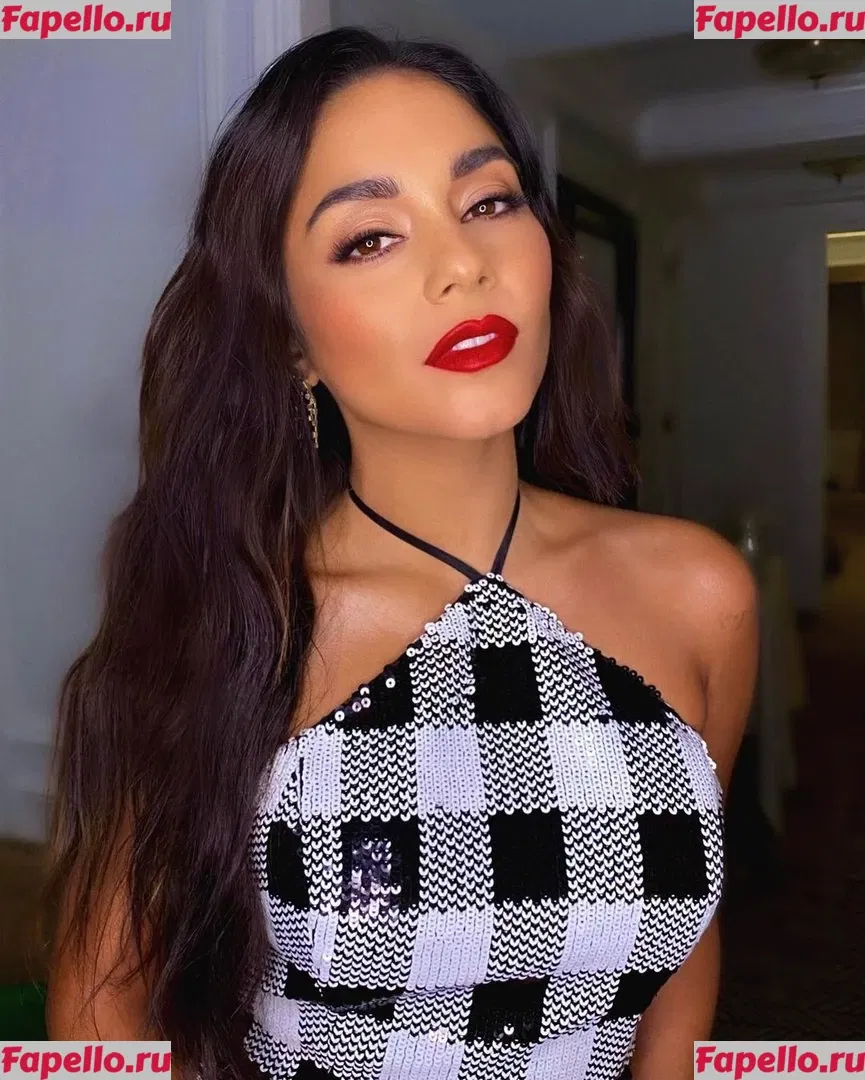 Vanessa Hudgens Onlyfans Photo Gallery 