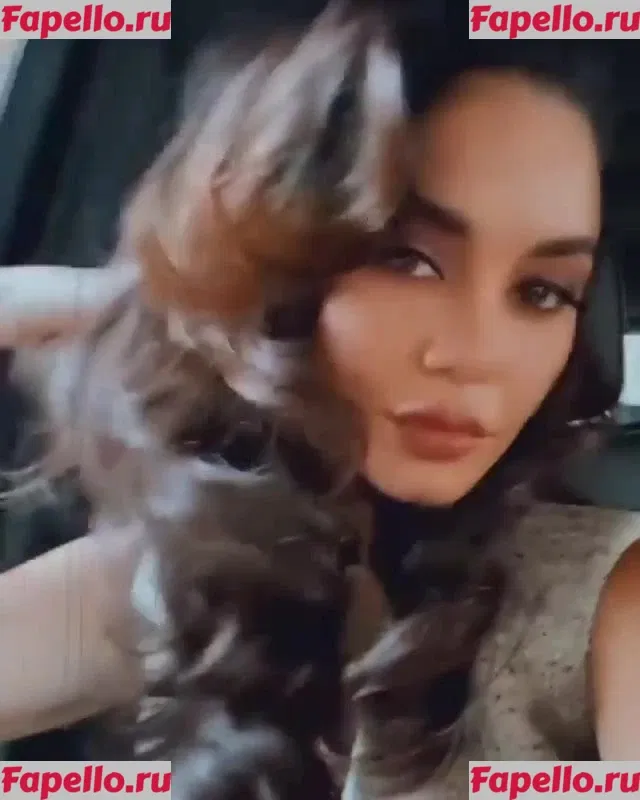 Vanessa Hudgens Onlyfans Photo Gallery 