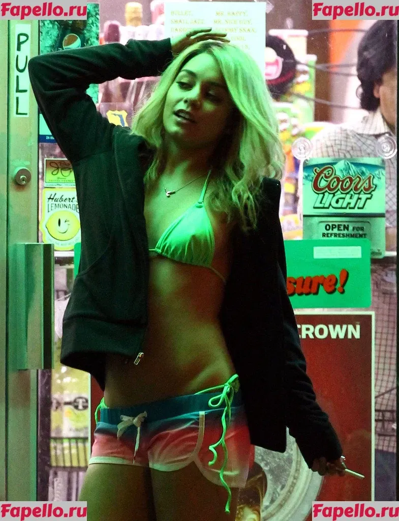 Vanessa Hudgens Onlyfans Photo Gallery 