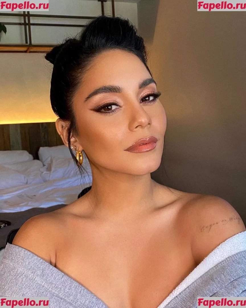 Vanessa Hudgens Onlyfans Photo Gallery 