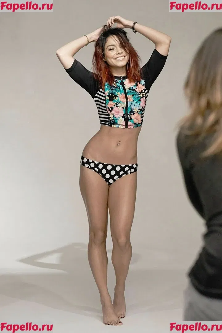 Vanessa Hudgens Onlyfans Photo Gallery 