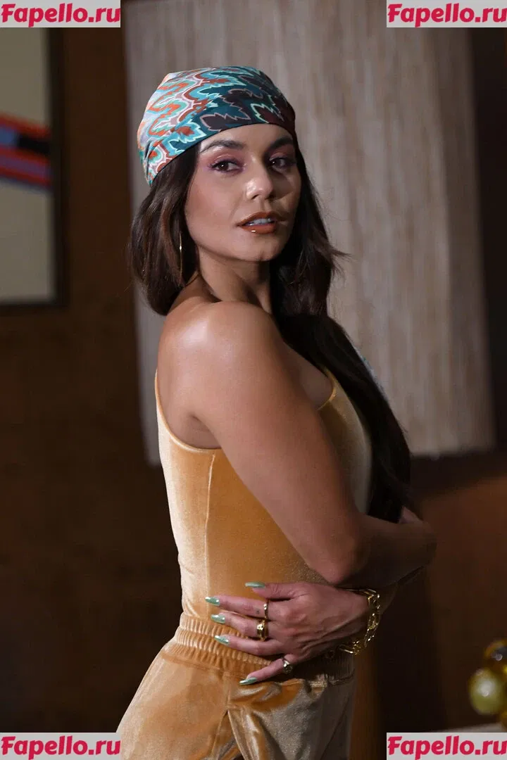 Vanessa Hudgens Onlyfans Photo Gallery 
