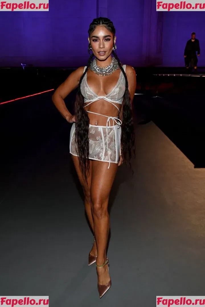 Vanessa Hudgens Onlyfans Photo Gallery 