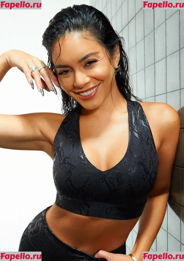 Vanessa Hudgens Onlyfans Photo Gallery 