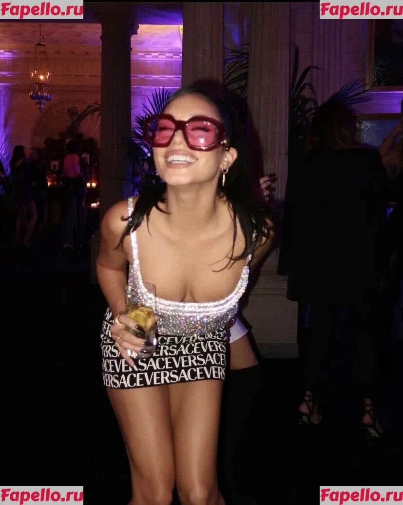 Vanessa Hudgens Onlyfans Photo Gallery 