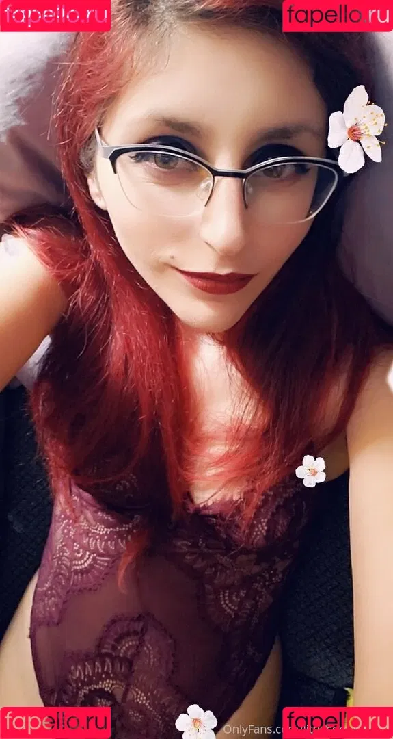 littleeevee66 Onlyfans Photo Gallery 
