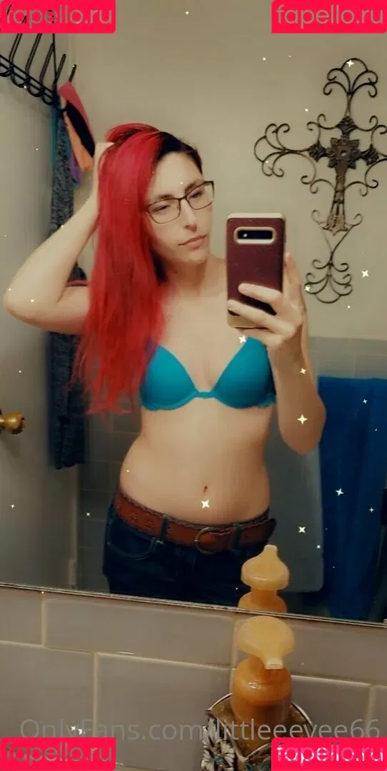 littleeevee66 Onlyfans Photo Gallery 