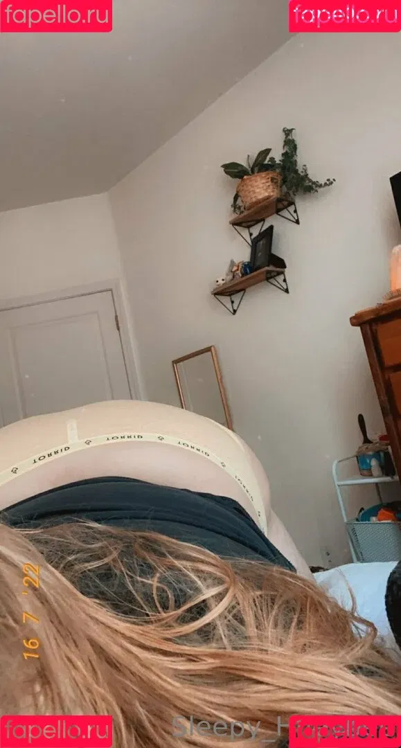 sleepy_hneybee Onlyfans Photo Gallery 
