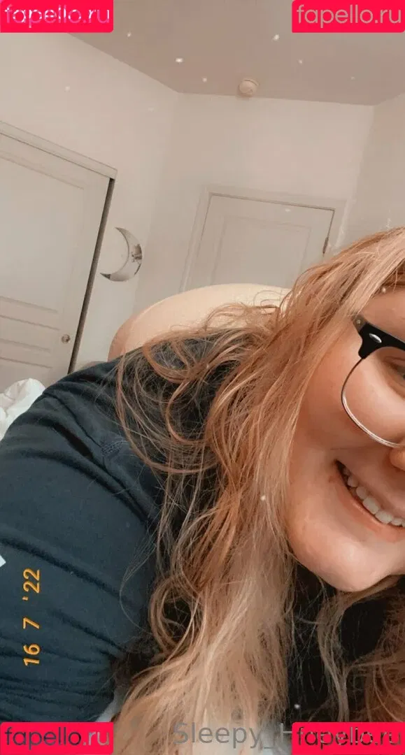 sleepy_hneybee Onlyfans Photo Gallery 