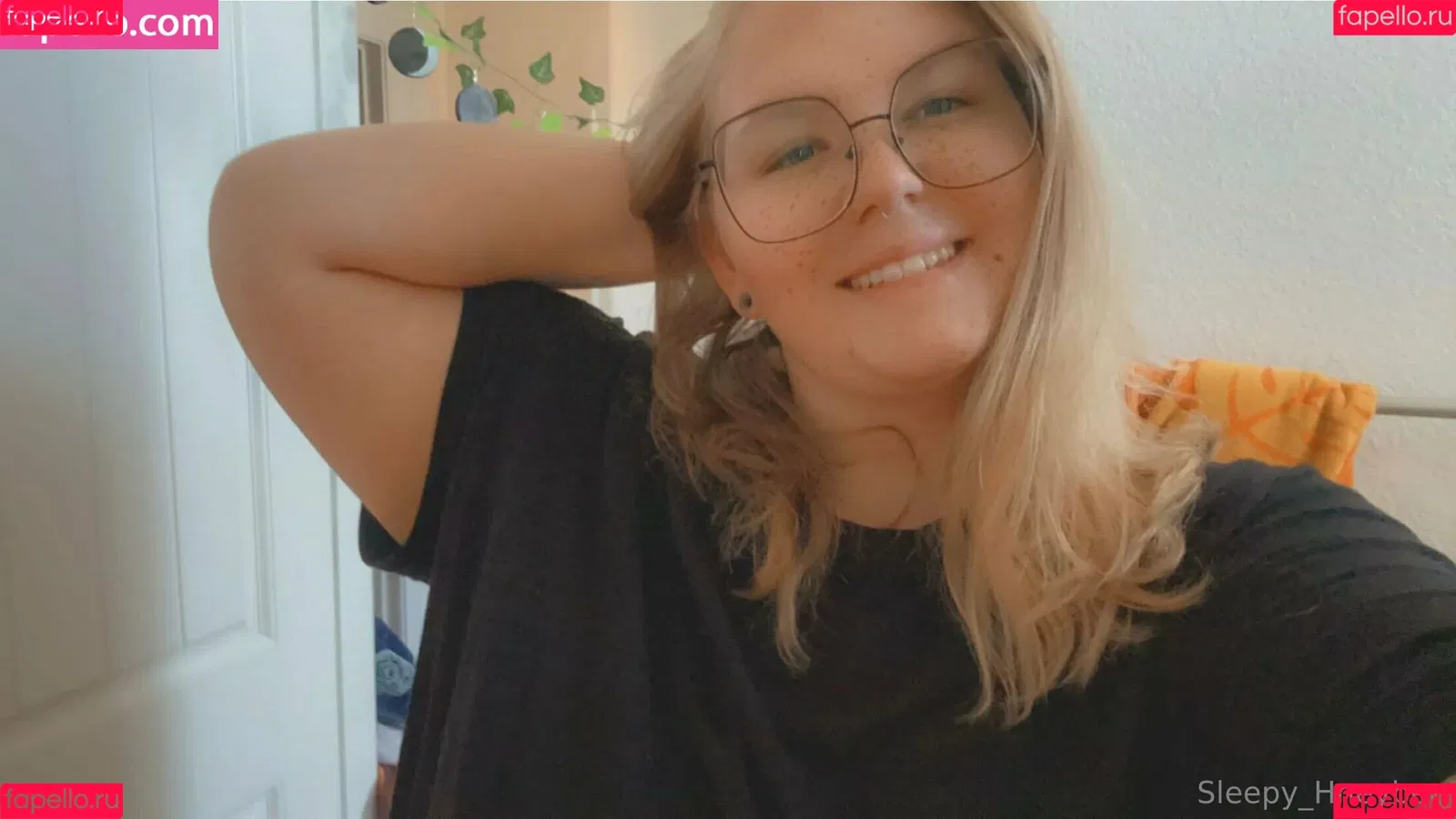 sleepy_hneybee Onlyfans Photo Gallery 