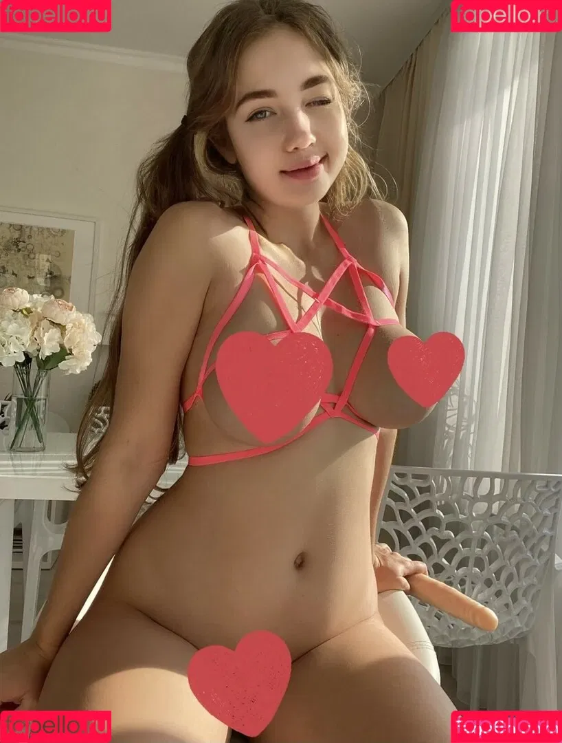 Kiko Baka Onlyfans Photo Gallery 