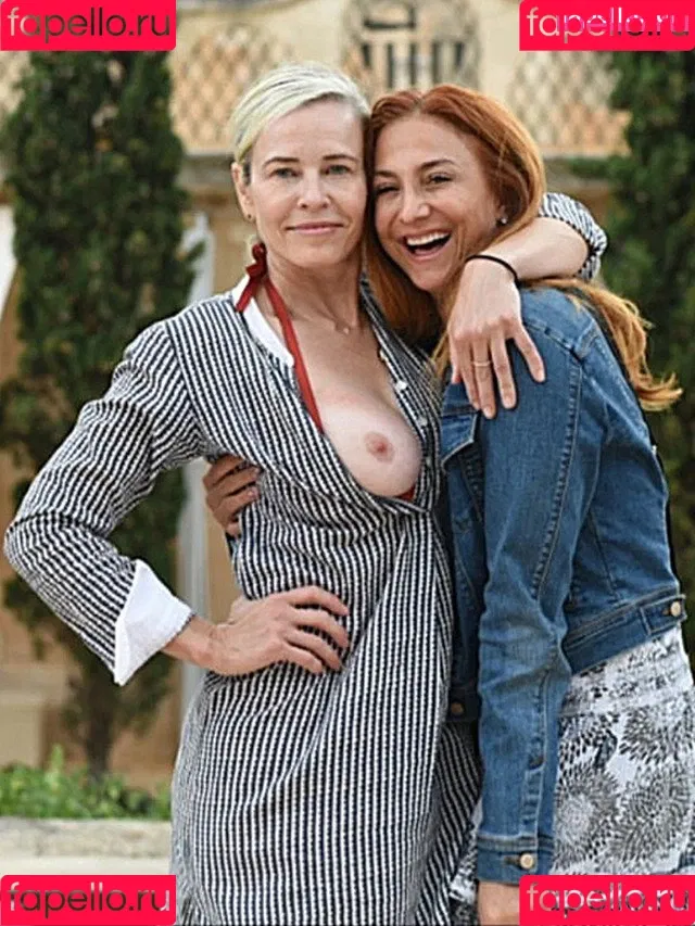 Chelsea Handler Onlyfans Photo Gallery 