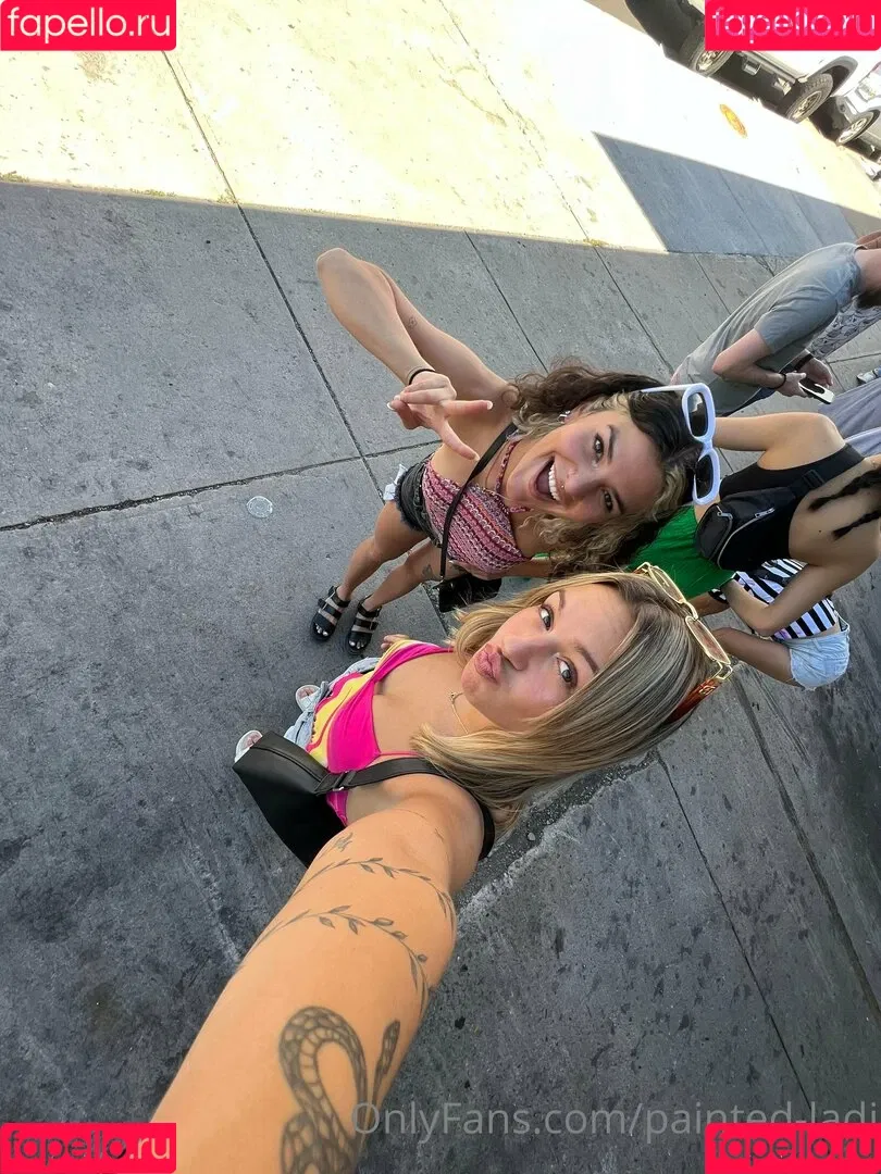 painted-ladi Onlyfans Photo Gallery 