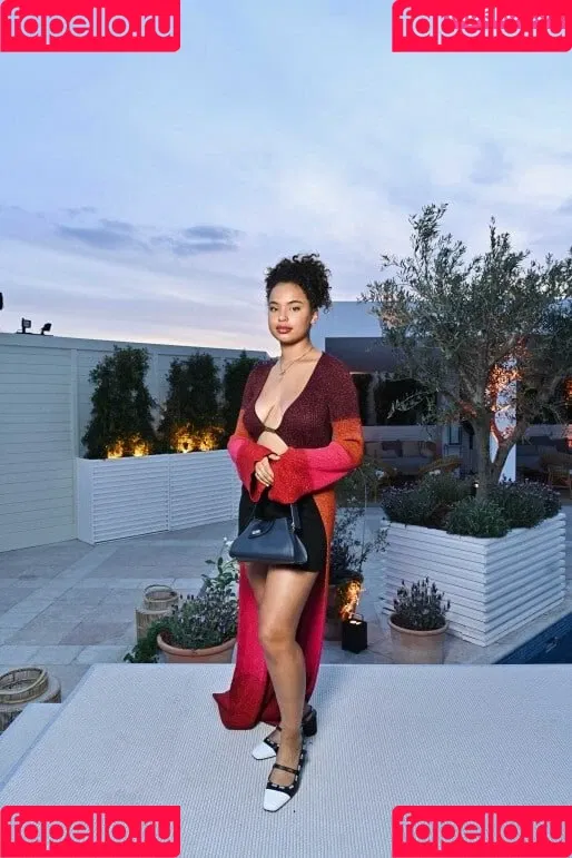 Paola Locatelli Onlyfans Photo Gallery 