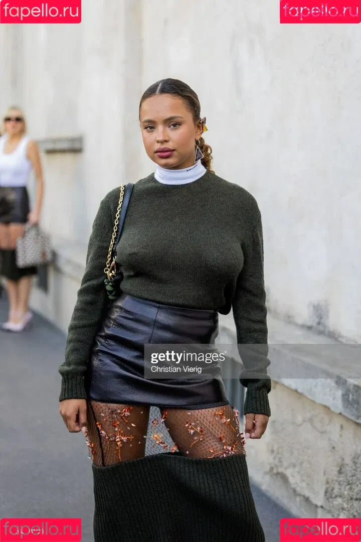 Paola Locatelli Onlyfans Photo Gallery 