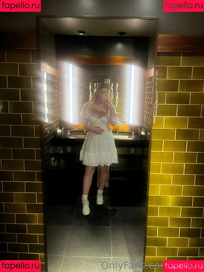 daisy.l Onlyfans Photo Gallery 