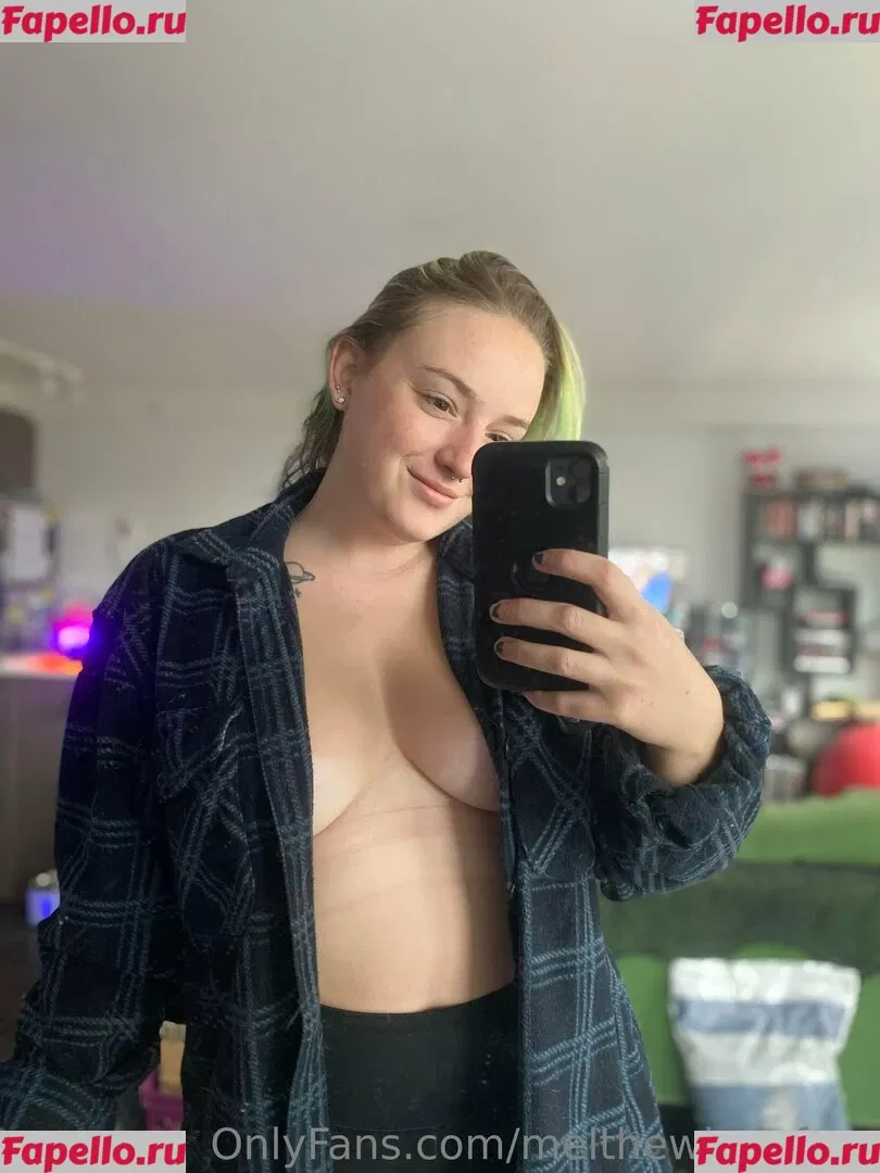 melthewhalefree Onlyfans Photo Gallery 