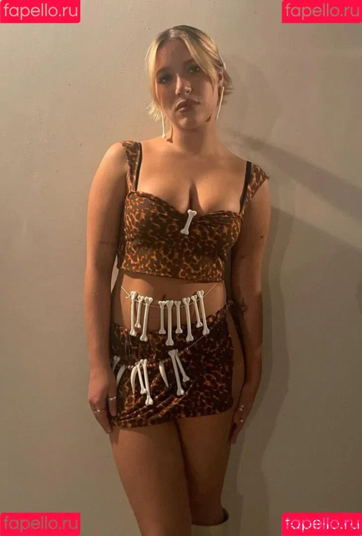 Mackenzie Ziegler Onlyfans Photo Gallery 