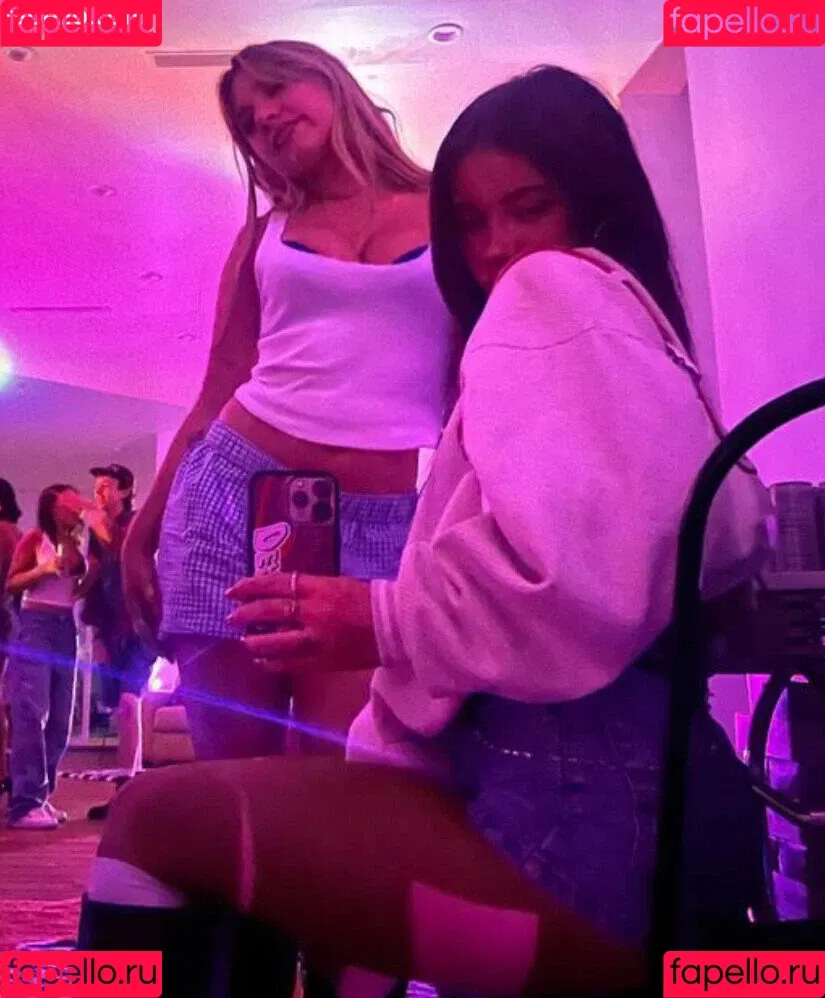 Mackenzie Ziegler Onlyfans Photo Gallery 