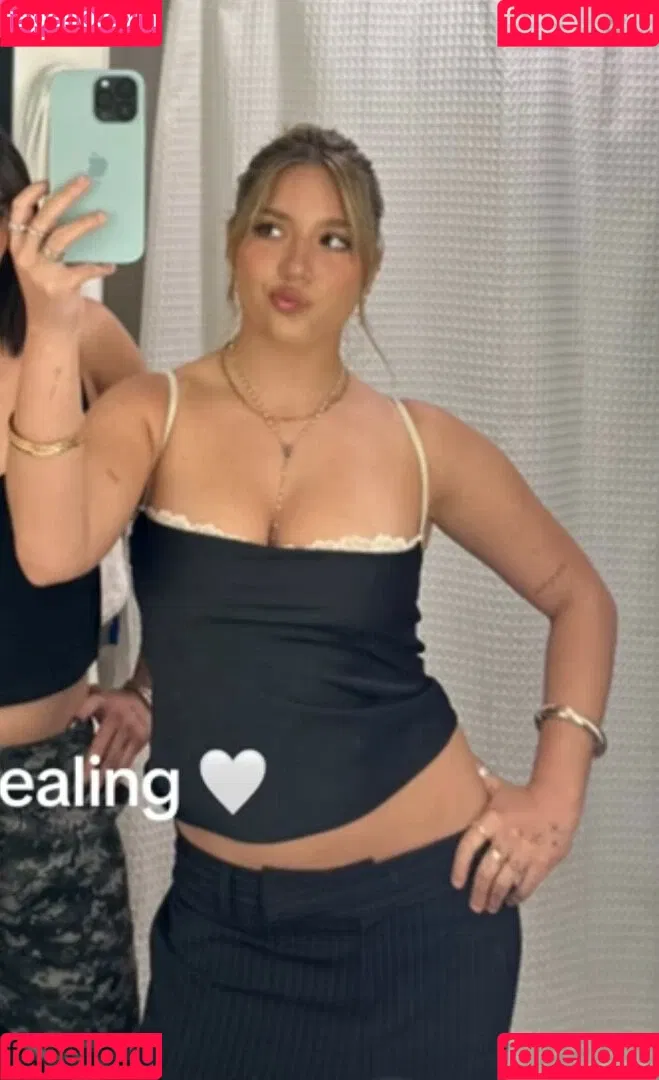 Mackenzie Ziegler Onlyfans Photo Gallery 