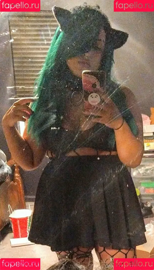 raeraejiggles Onlyfans Photo Gallery 