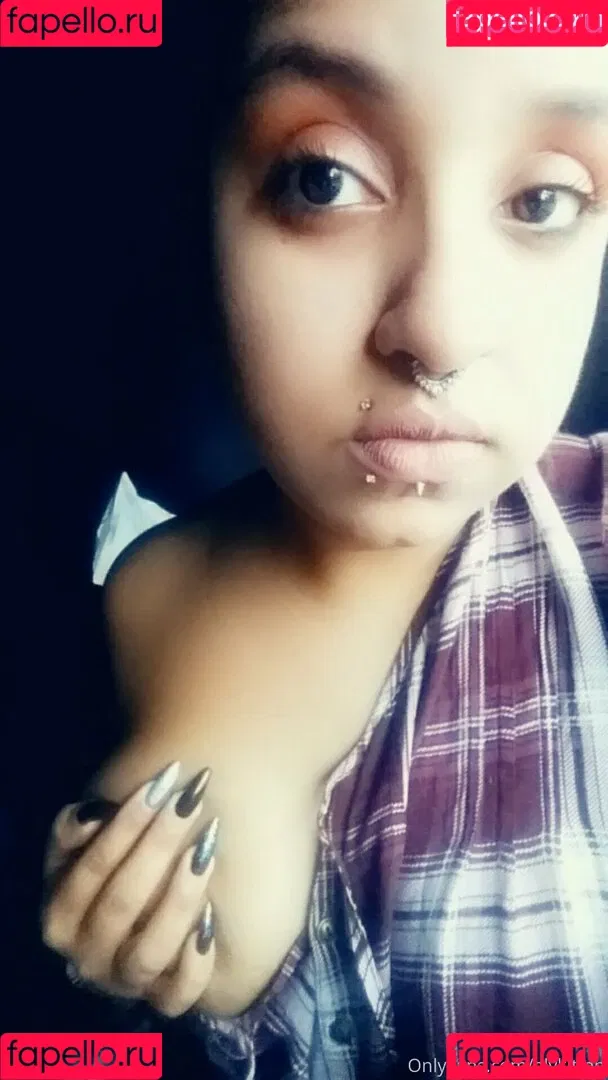 raeraejiggles Onlyfans Photo Gallery 