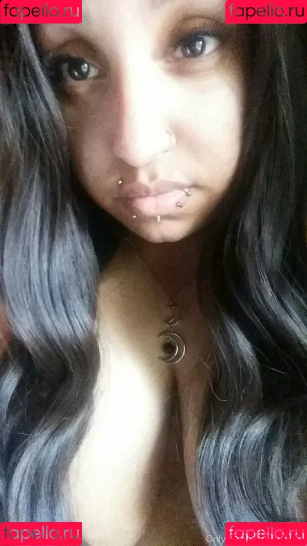 raeraejiggles Onlyfans Photo Gallery 