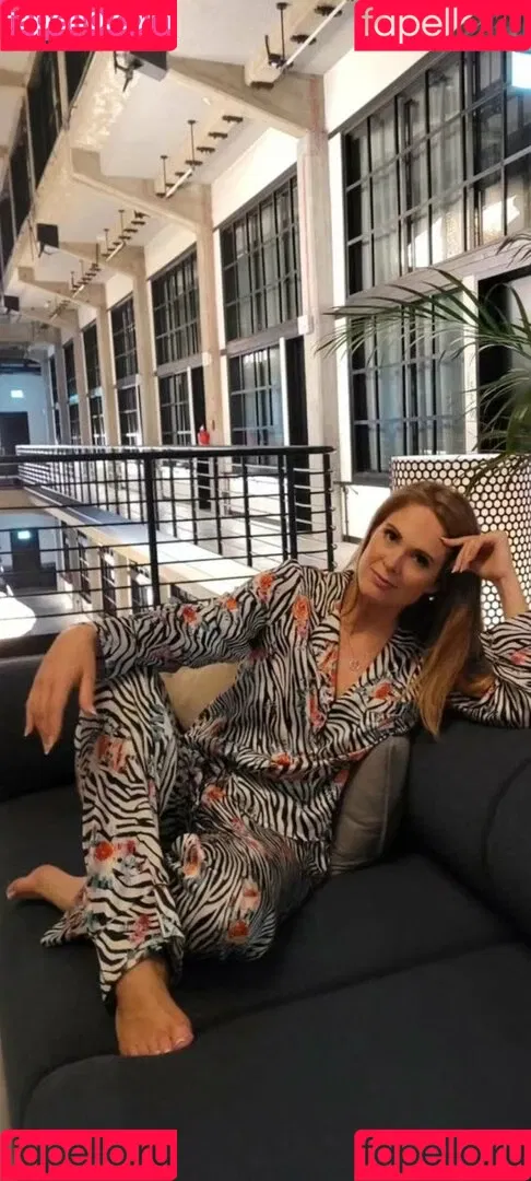 Jo Blythe Onlyfans Photo Gallery 